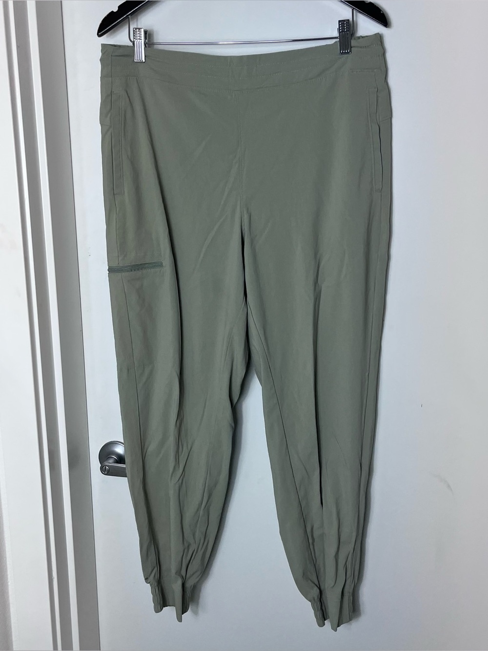 Columbia Women's Pinetown Canyon Joggers
Green Performance Pants Large Gorpcore